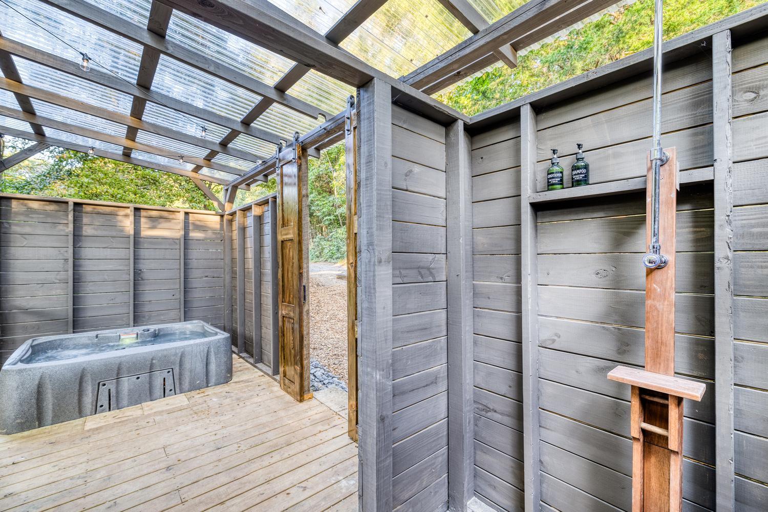 Couples Retreat: King Bed:Hot Tub:Firepit & More Blue Ridge Esterno foto