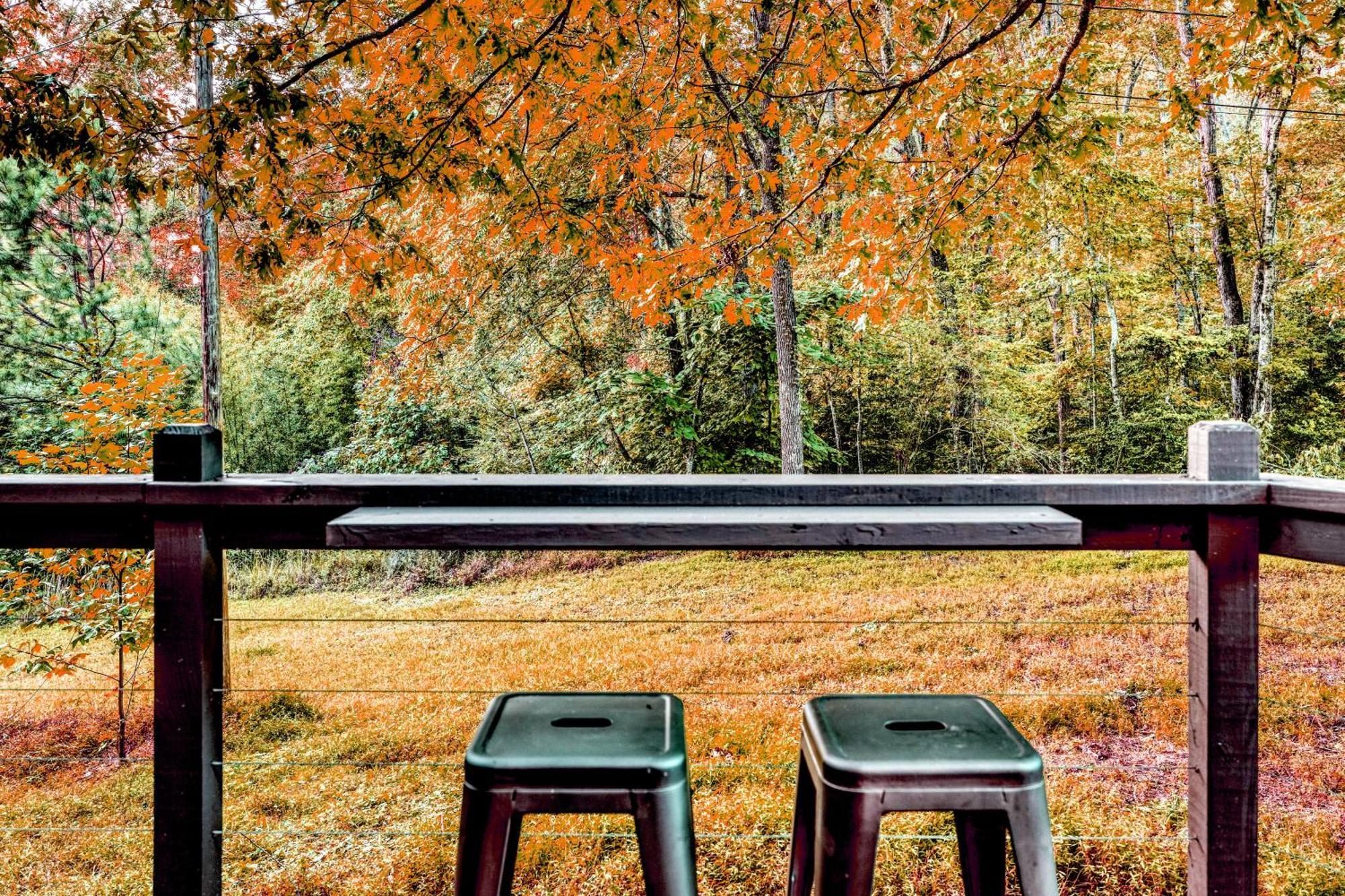 Couples Retreat: King Bed:Hot Tub:Firepit & More Blue Ridge Esterno foto